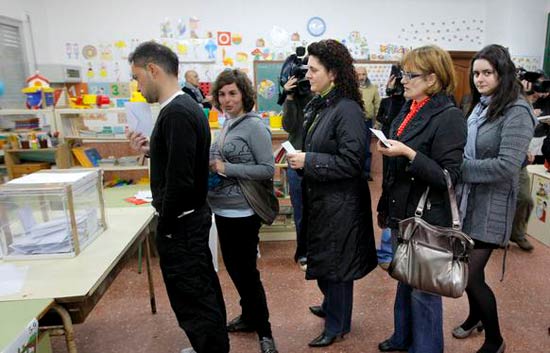 Informe semanal - Las elecciones en Galicia y Pa&iacute;s Vasco  