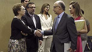 Ver v&iacute;deo  'Andaluc&iacute;a abandona la reuni&oacute;n de la CC.AA. con Hacienda'