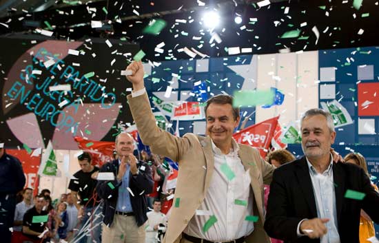 Zapatero anuncia que el nuevo modelo econ&oacute;mico comenzar&aacute; a aplicarse en Andaluc&iacute;a