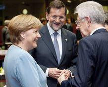 ANGELA MERKEL, MARIANO RAJOY, MARIO MONTI EN LA CUMBRE INFORMAL DE LA UE ANGELA MERKEL, MARIANO RAJOY, MARIO MONTI EN LA CUMBRE INFORMAL DE LA UE