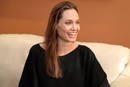 ANGELINA JOLIE HABLA CON PATI&Ntilde;O SOBRE REFUGIADOS COLOMBIANOS