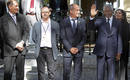 Annan y Garitano junto el abogado surafricano, Bryan Currin y el alcalde de San Sebasti&aacute;n, Juan Carlos Izaguirre.
