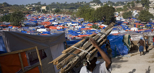 Aplaza la Cumbre de Hait&iacute;