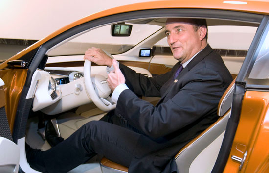 Espa&ntilde;a quiere dar un impulso a los coches el&eacute;ctricos