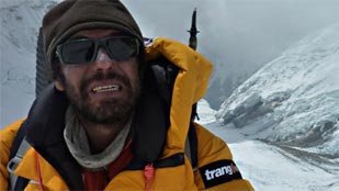 El aragon&eacute;s Carlos Pauner sube al Everest y consigue los 14 "ochomiles"