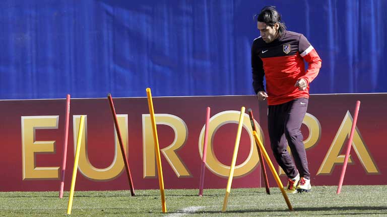 Arda y Falcao entran en la lista para la Europa League