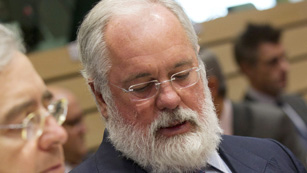 Ver v&iacute;deo  'Arias Ca&ntilde;ete pide que se mantengan las ayudas al desguace de barcos pesqueros'