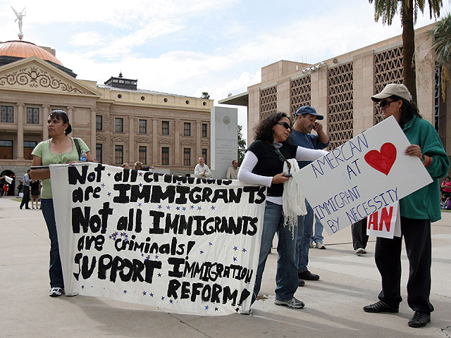 Arizona ha aprobado la ley m&aacute;s dura contra la inmigraci&oacute;n ilegal en Estados Unidos