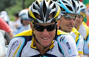 Ver v&iacute;deo  'Armstrong se cita con 200 ciclistas'
