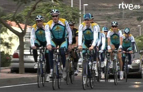 Ver v&iacute;deo  'Armstrong ya entrena con Astana'