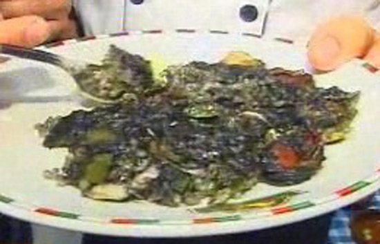 Espa&ntilde;a Directo - Arroz negro con rosada