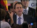 Ir al Video&nbsp;Artur Mas celebra la rotunda victoria de CiU en las elecciones