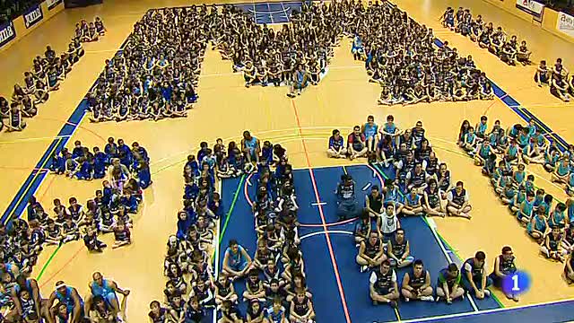 Ir al Video&nbsp;El Asefa Estudiantes muestra su apoyo a Madrid 2020