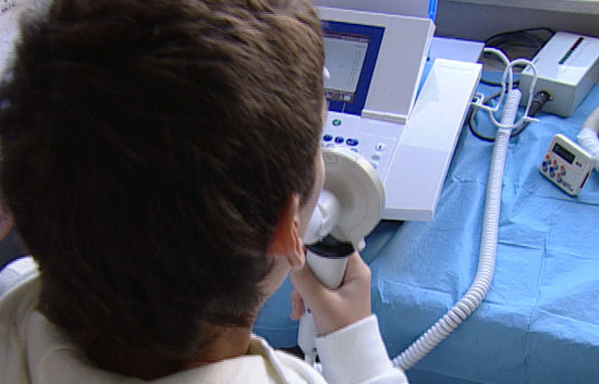 Entre quienes necesitar&aacute;n ser vacunados contra la gripe A est&aacute;n los asm&aacute;ticos