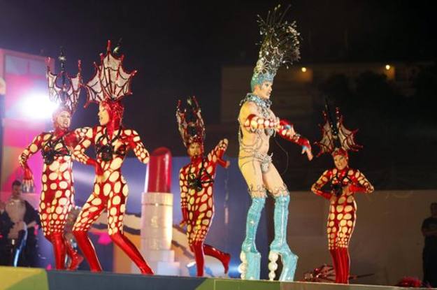 Aspecto de la gala 'drag queen' del carnaval de Maspalomas 2012