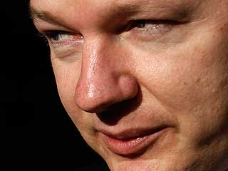 Assange, un a�o de lucha para evitar su extradici�n a Suecia