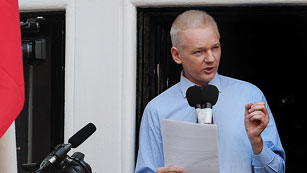 Ver v&iacute;deo  'Assange pide a Obama que pare la caza de brujas contra Wikileaks'
