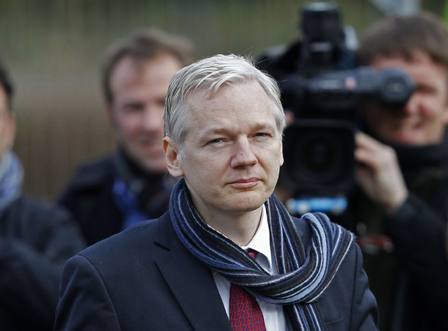 La justicia brit&aacute;nica autoriza la extradici&oacute;n de Assange a Suecia