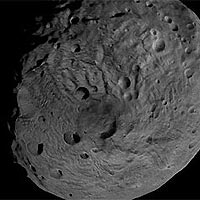 Un asteroide pasa muy cerca de la Tierra Un asteroide pasa muy cerca de la Tierra