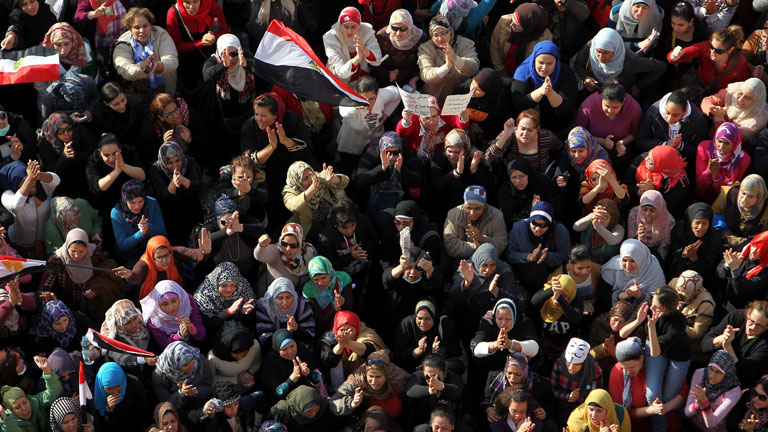 Se multiplican los ataques sexuales contra mujeres en protestas en Egipto