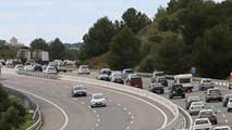 Ir al Video&nbsp;Atascos kilom&eacute;tricos en las carreteras espa&ntilde;olas a la vuelta de Semana Santa