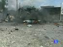 Ir al Video&nbsp;Un atentado cometido por las milicias islamistas deja 65 muertos en Mogadiscio