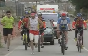Ver v&iacute;deo  'El atleta Lisardo D&iacute;az corre por los ni&ntilde;os con c&aacute;ncer'