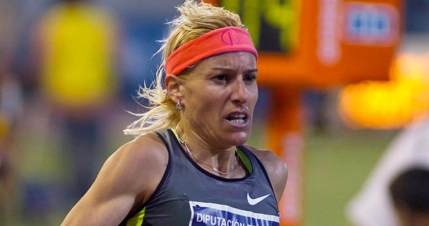 La atleta palentina Marta Dom&iacute;nguez en Huelva, donde ha disputado su &uacute;ltima prueba.