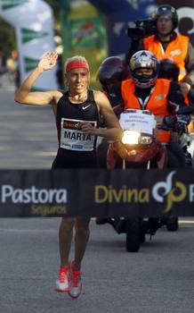 La atleta palentina Marta Dom&iacute;nguez, en una imagen durante su &uacute;ltima competici&oacute;n, la Carrera Divina Pastora que gan&oacute; tras quince meses alejada de la competici&oacute;n.