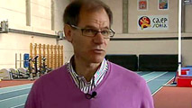 Ir al Video&nbsp;El atletismo espa&ntilde;ol, conmocionado con el atentado de Boston