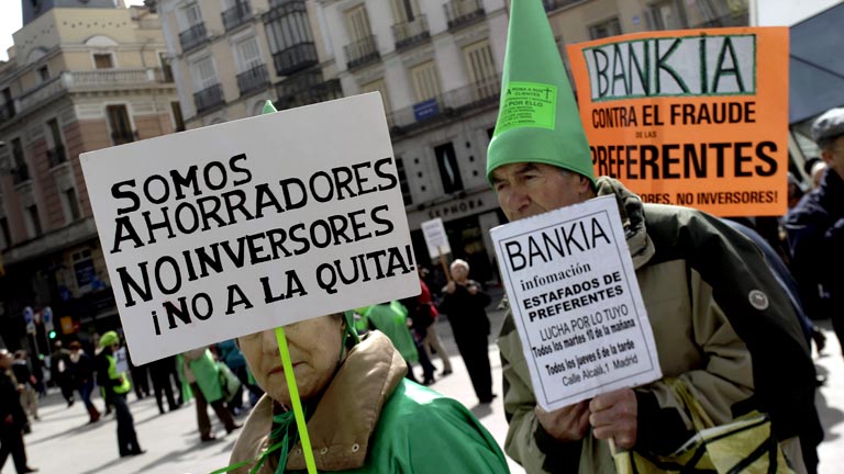 Entre 700.000 y un mill&oacute;n de personas han visto atrapados sus ahorros en las preferentes