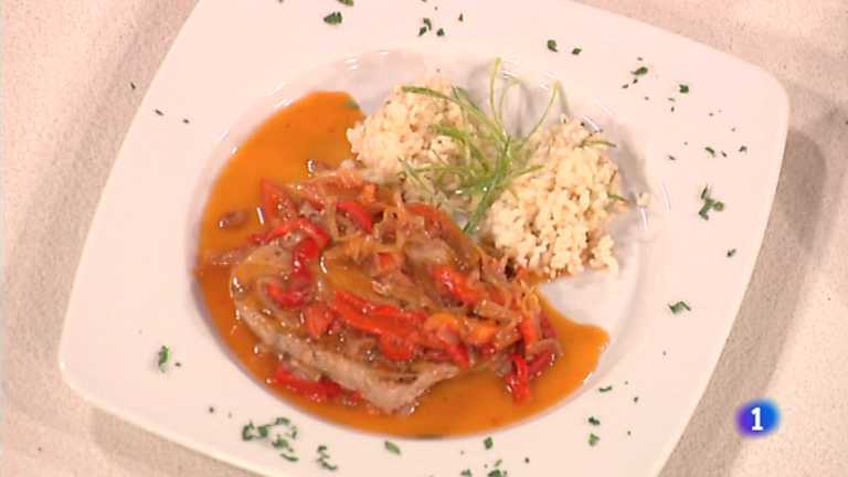 Cocina con Sergio - At&uacute;n con pimientos y arroz