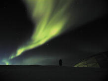Una aurora austral desde la base Amundsen-Scott del Polo Sur Una aurora austral desde la base Amundsen-Scott del Polo Sur