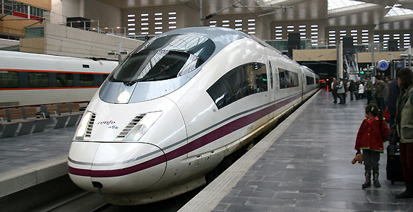 Los m&aacute;s de 1.200 trenes de Renfe contar&aacute; con Wifi gratuito para todos sus viajeros