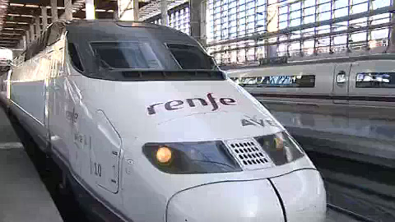 Renfe bajar&aacute; un 11% el precio del billete general del AVE a partir del 8 de febrero