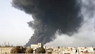 Ver v&iacute;deo  'La aviaci&oacute;n siria bombardea un oleoducto en Homs, seg&uacute;n la oposici&oacute;n'