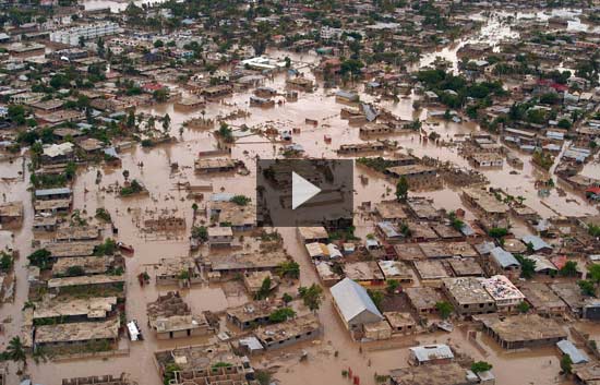 Ayuda a los damnificados tras el paso del hurac&aacute;n Hanna