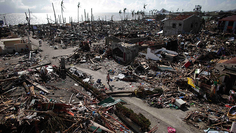 33 médicos españoles llegarán a Filipinas para ayudar a las víctimas del tifón Haiyan