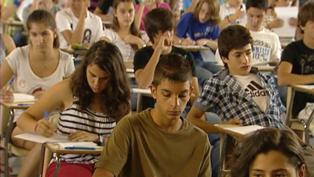  2.300 alumnos  se han presentado hoy al examen para conseguir el premio extraordinario
