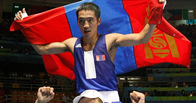 El p&uacute;gil mongol Badar-Uugan estaba exultante tras ganar la medalla de oro en peso mosca
