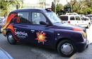 Bak&uacute; destila esp&iacute;ritu eurovisivo en cada una de sus calles. En la imagen, un taxi de la capital de Azerbaiy&aacute;n decorado con el logo del Festival.