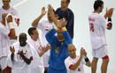 David Barrufet y sus compa&ntilde;eros de equipo celebran la victoria frente a Brasil.