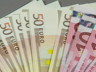 Ver v&iacute;deo  'El Banco Central Europeo sube los tipos de inter&eacute;s un cuarto de punto despu&eacute;s de dos a&ntilde;os de m&iacute;nimos hist&oacute;ricos'