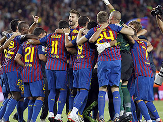 Ver v&iacute;deo  'El Bar&ccedil;a gana la Supercopa con bronca final'