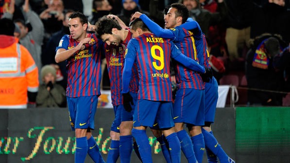 El Barcelona derriba al Valencia para llegar a la final de Copa (2-0)