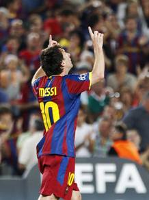 Dos goles de Messi han servido para poner al Bar&ccedil;a 3-1 al descanso ante el Panathinaikos
