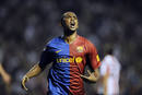 Barcelonas Samuel Etoo celebrates scoring against Athletic Bilbao during their Spanish First Division soccer match at San Mames stadium in Bilbao