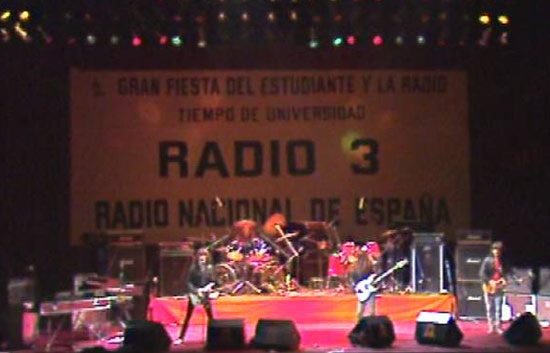 Barricada en la 3&ordf; Gran Fiesta del Estudiante y la Radio (1984)