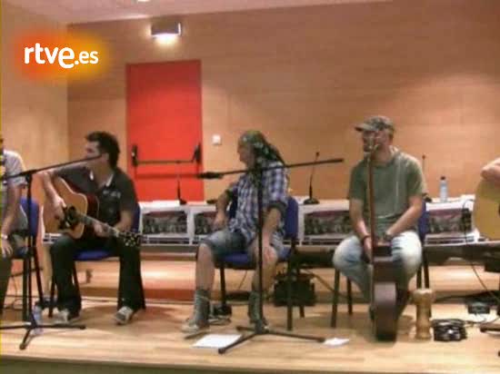 Barricada interpreta en ac&uacute;stico un tema de su nuevo disco: 'Matilde Landa'