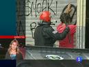 Ir al Video&nbsp;Batalla campal por el derribo de un centro juvenil en Bilbao